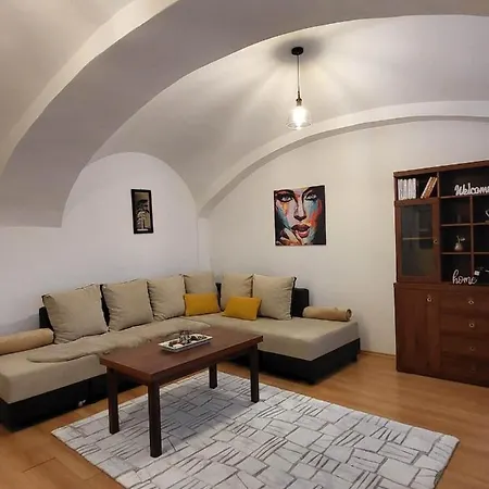 Διαμέρισμα Downtown Romantic Székesfehérvár