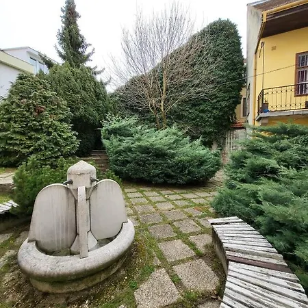 Daire Downtown Romantic İstolni Belgrad