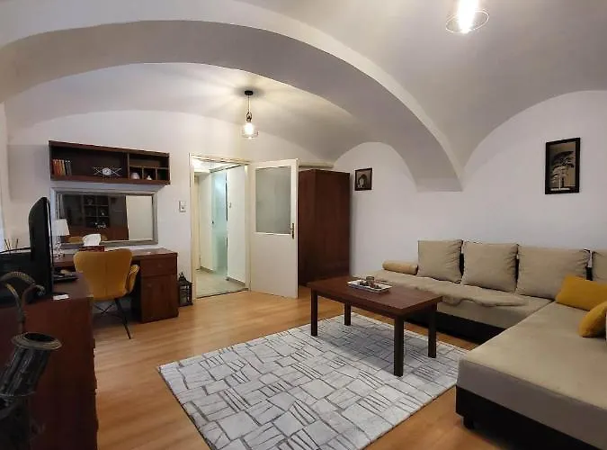 Downtown Romantic דירה