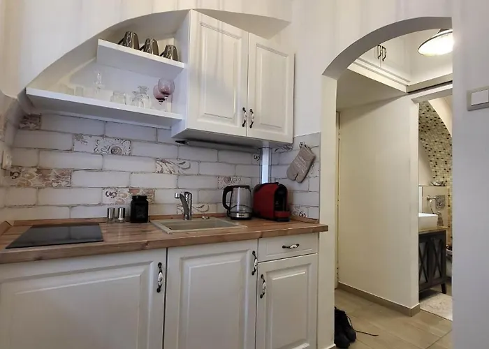 Downtown Romantic דירה Székesfehérvár